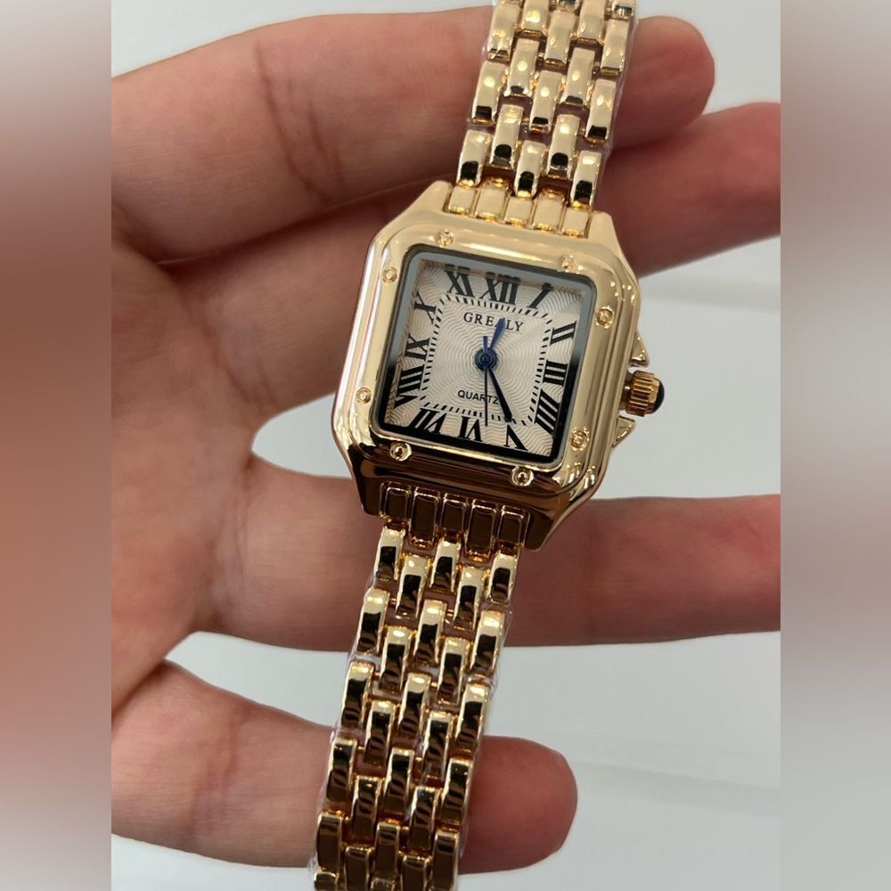 Panthere Classic Stainless Steel Gold Square Watch - Timeless Sophistica… - Picture 4 of 16